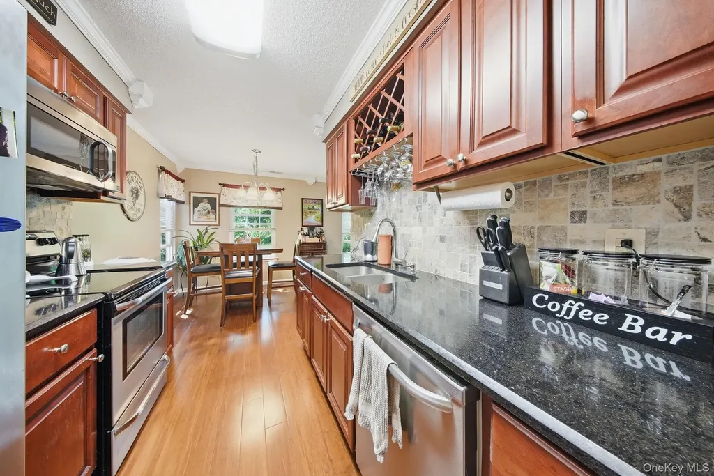 111 Cartwheel Court Washingtonville NY 10992
