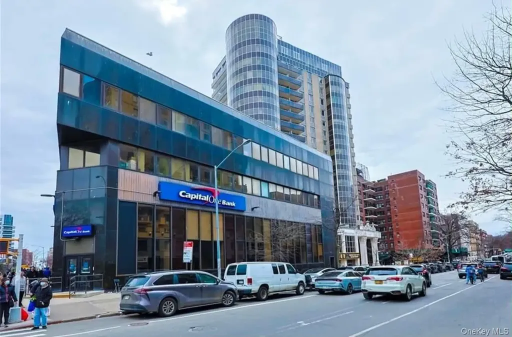 13338 Sanford Avenue Flushing NY 11355