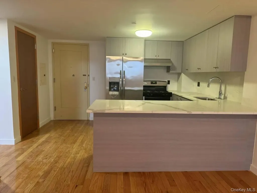 13338 Sanford Avenue Flushing NY 11355