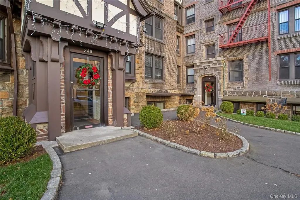 240 Martine Avenue White Plains NY 10601