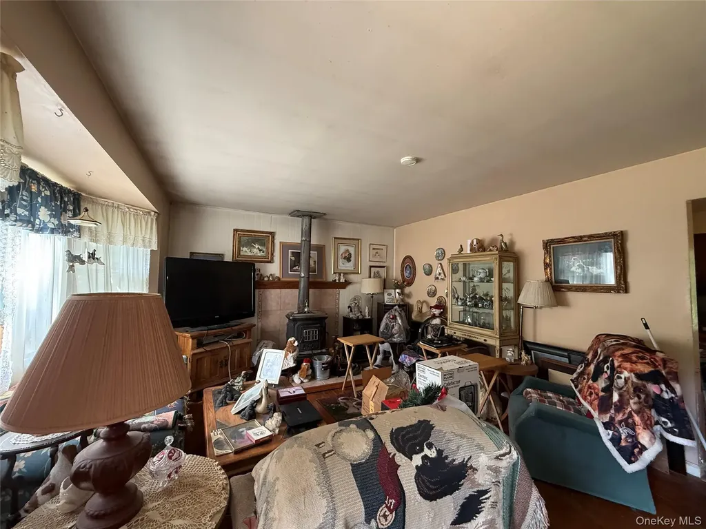 212 Union Avenue East Patchogue NY 11772