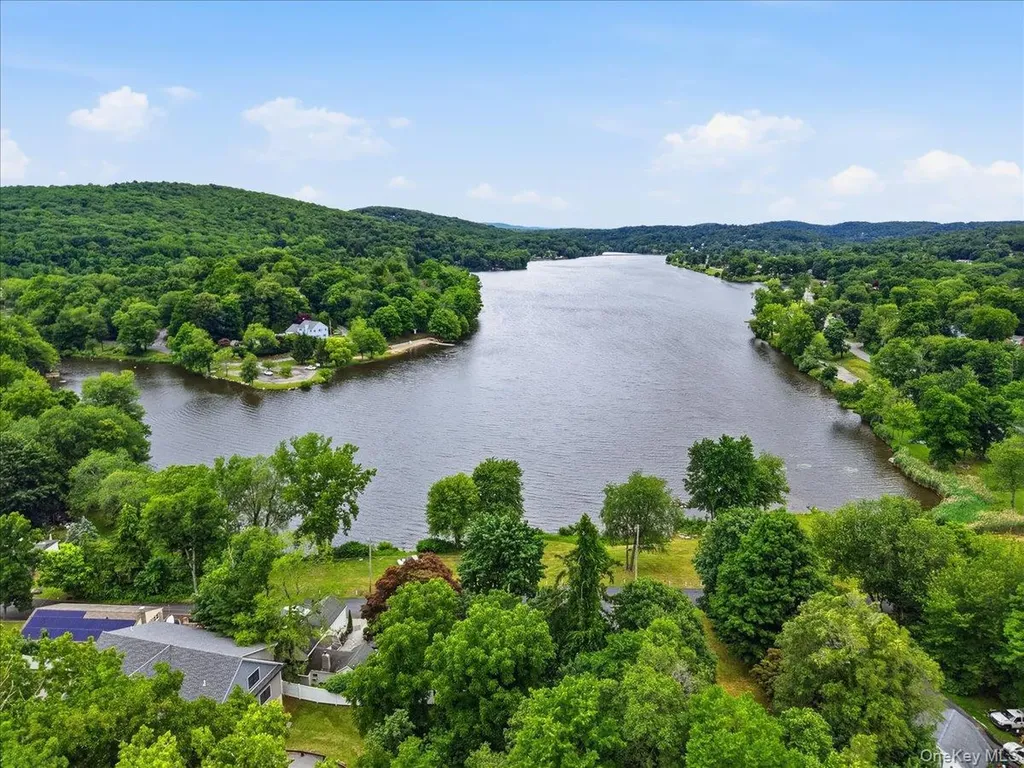 11 Brayton Road Carmel NY 10512