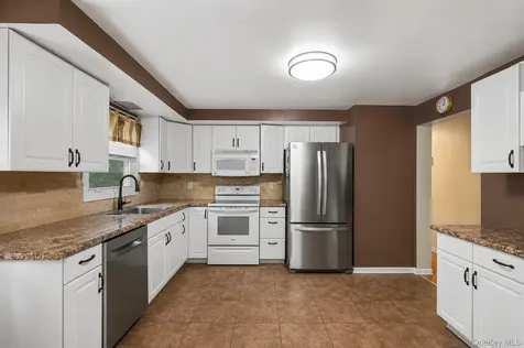 11 Brayton Road Carmel NY 10512