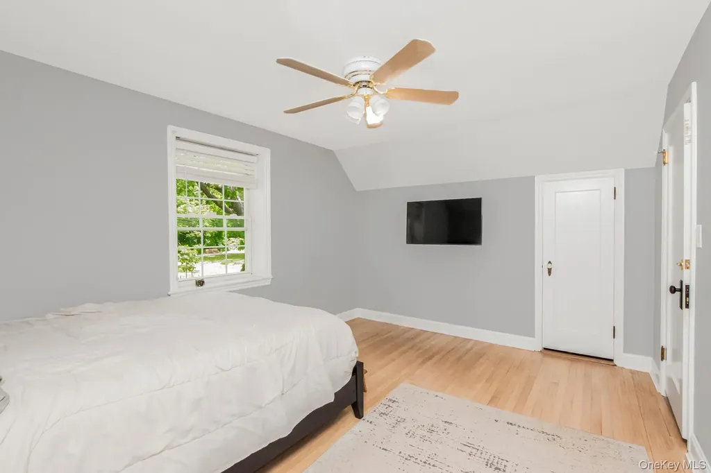 4 Knox Place Staten Island NY 10314