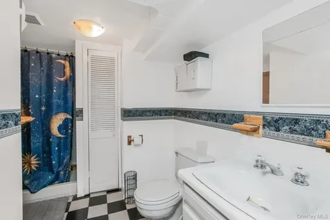 4 Knox Place Staten Island NY 10314