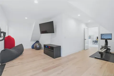 400 Bruyn Turnpike Wallkill NY 12589