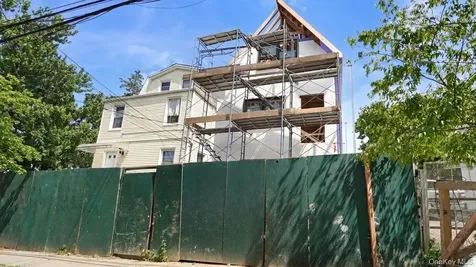 4564 Matilda Avenue Bronx NY 10470