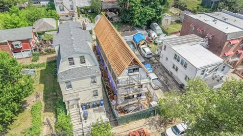 4564 Matilda Avenue Bronx NY 10470