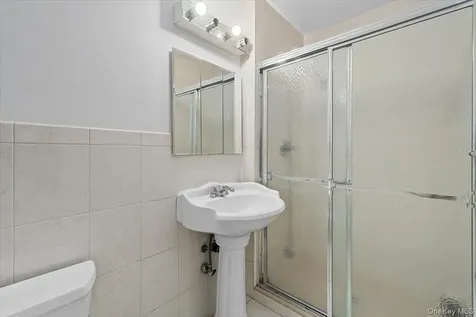 555 Central Park Avenue Scarsdale NY 10583