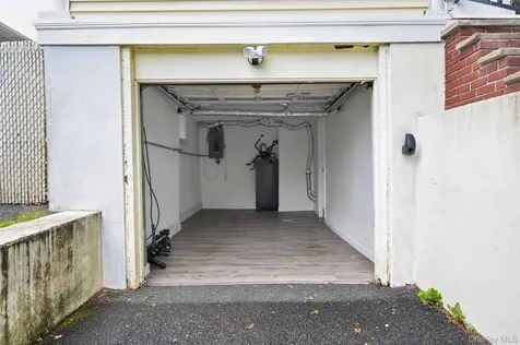 99 N Kensico Avenue White Plains NY 10604