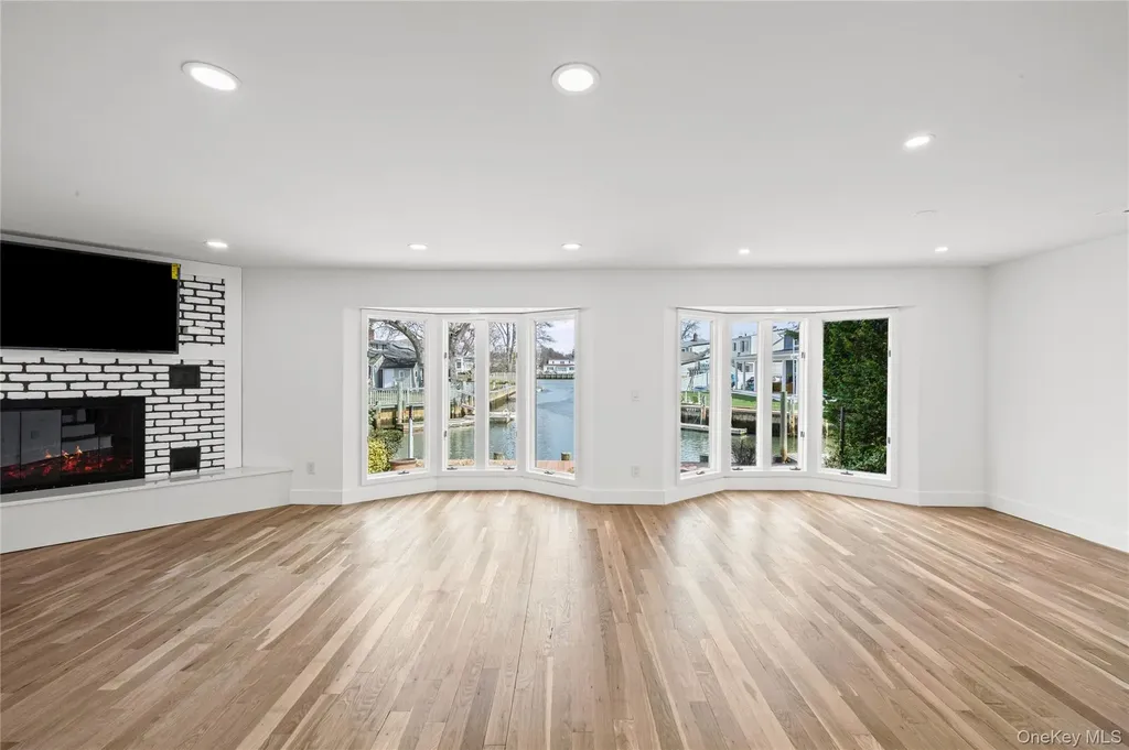 119 Alhambra Road Massapequa NY 11758