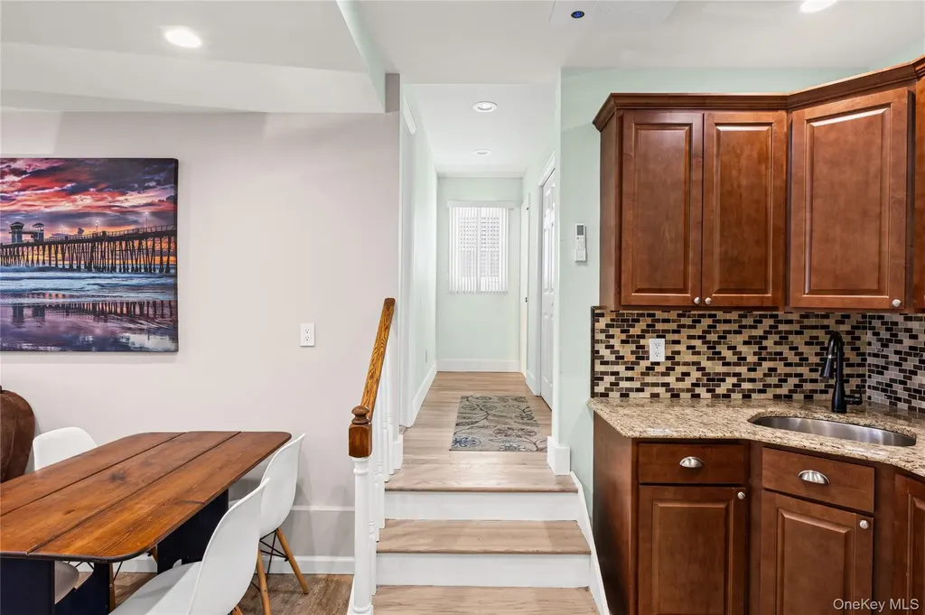 119 Alhambra Road Massapequa NY 11758
