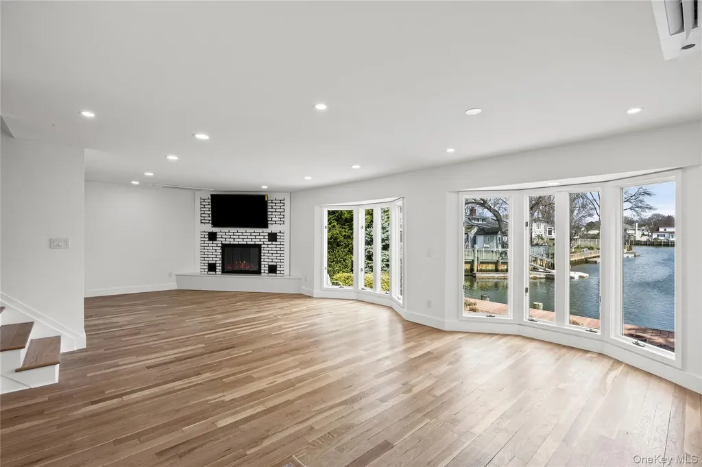 119 Alhambra Road Massapequa NY 11758