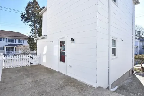 213 Ashford Avenue Dobbs Ferry NY 10522