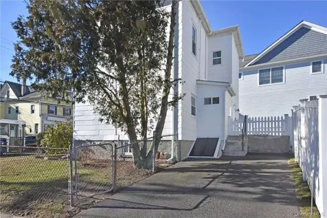 213 Ashford Avenue Dobbs Ferry NY 10522