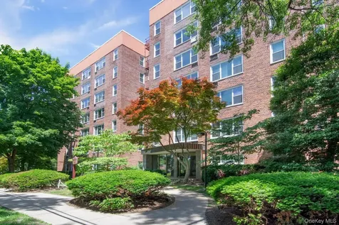 100 Dehaven Drive Yonkers NY 10703