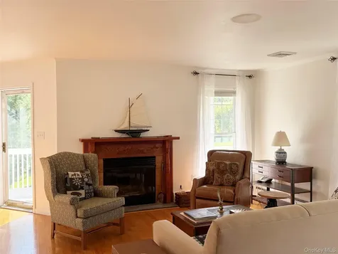 21 Ohandley Drive Amenia NY 12501