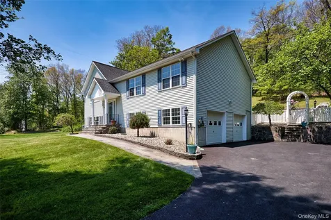 64 Secor Lane Hopewell Junction NY 12533