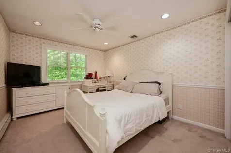 11 Myrtle Drive Great Neck NY 11021