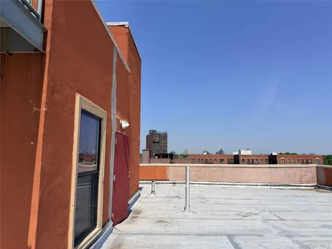 772 E 182nd Street Bronx NY 10460