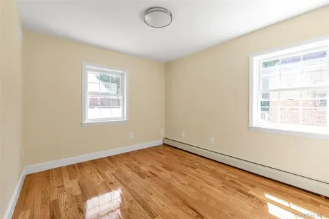 247-13 139th Avenue Rosedale NY 11422