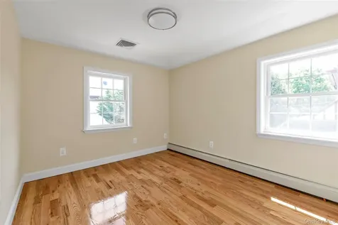 247-13 139th Avenue Rosedale NY 11422
