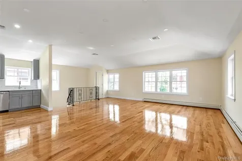 247-13 139th Avenue Rosedale NY 11422