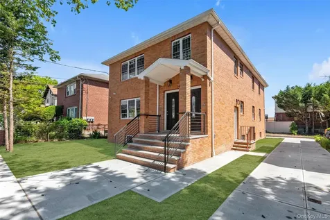 247-13 139th Avenue Rosedale NY 11422