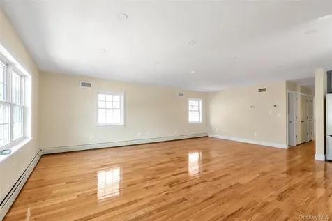 247-13 139th Avenue Rosedale NY 11422