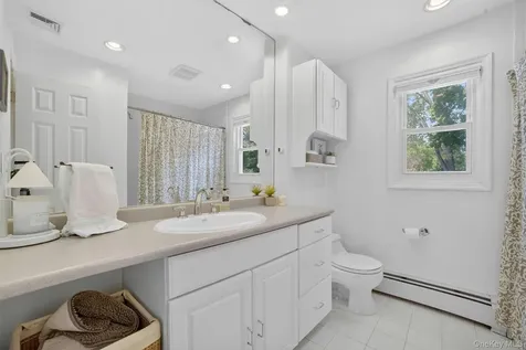 2435 Susan Court Yorktown Heights NY 10598