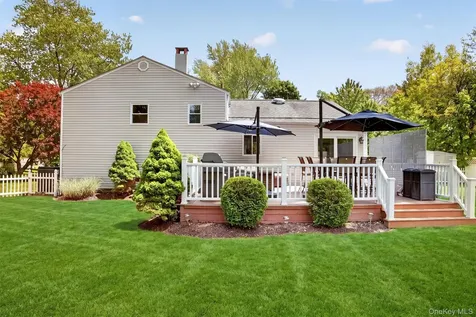 2435 Susan Court Yorktown Heights NY 10598