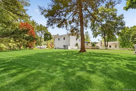 2435 Susan Court Yorktown Heights NY 10598