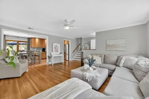 2435 Susan Court Yorktown Heights NY 10598