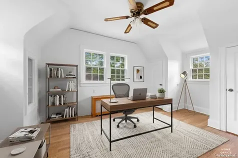 17 Old Orchard Road New Rochelle NY 10804