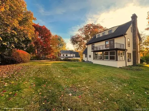 17 Old Orchard Road New Rochelle NY 10804