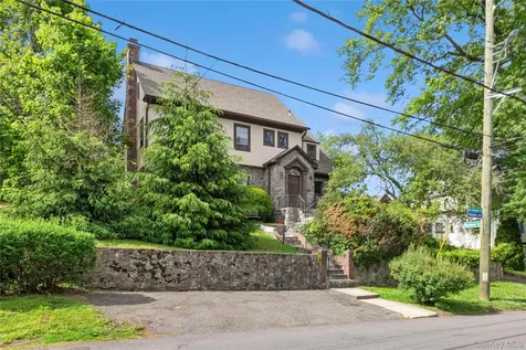 17 Old Orchard Road New Rochelle NY 10804