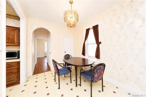 2118 E 27th Street Brooklyn NY 11229