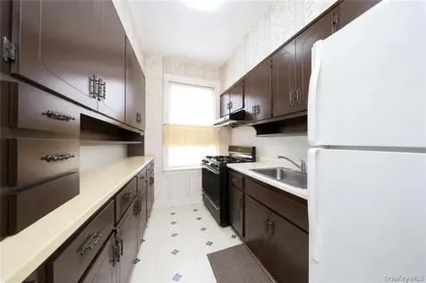 2118 E 27th Street Brooklyn NY 11229