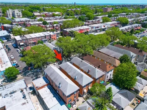2118 E 27th Street Brooklyn NY 11229