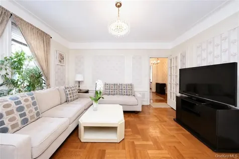 2118 E 27th Street Brooklyn NY 11229