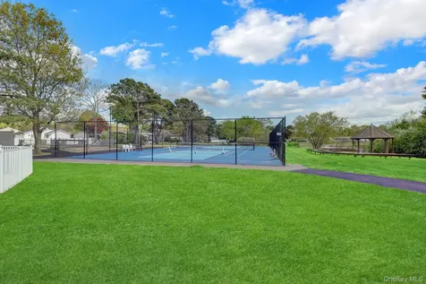 131 Village Circle West Manorville NY 11949