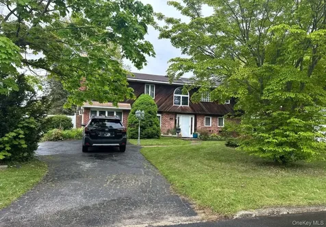 223 Sherry Street East Islip NY 11730