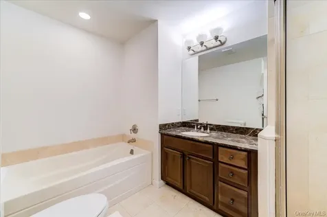 506 Southview Drive Poughkeepsie NY 12601