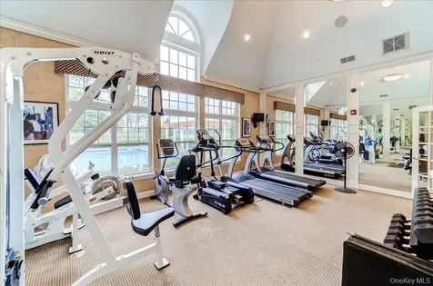 506 Southview Drive Poughkeepsie NY 12601