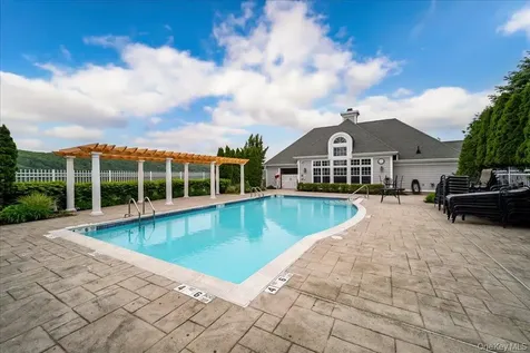 506 Southview Drive Poughkeepsie NY 12601