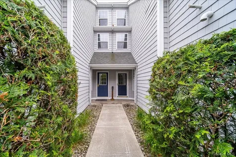 506 Southview Drive Poughkeepsie NY 12601