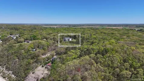 3172 Sound Avenue Baiting Hollow NY 11933