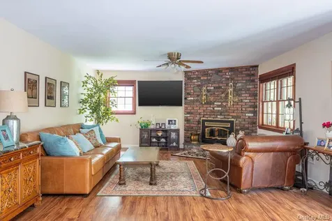 40 Hanson Lane New Rochelle NY 10804