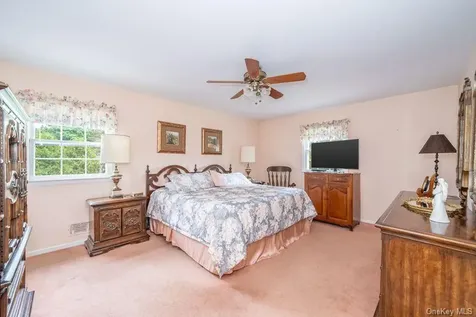 40 Hanson Lane New Rochelle NY 10804