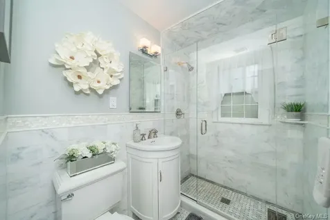 40 Hanson Lane New Rochelle NY 10804